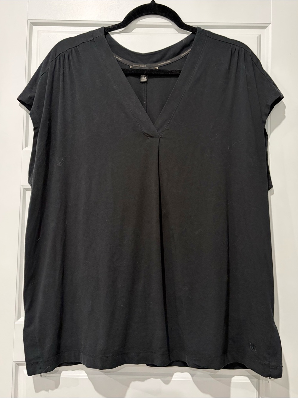 Banana Republic Black V-Neck Short Sleeve Top